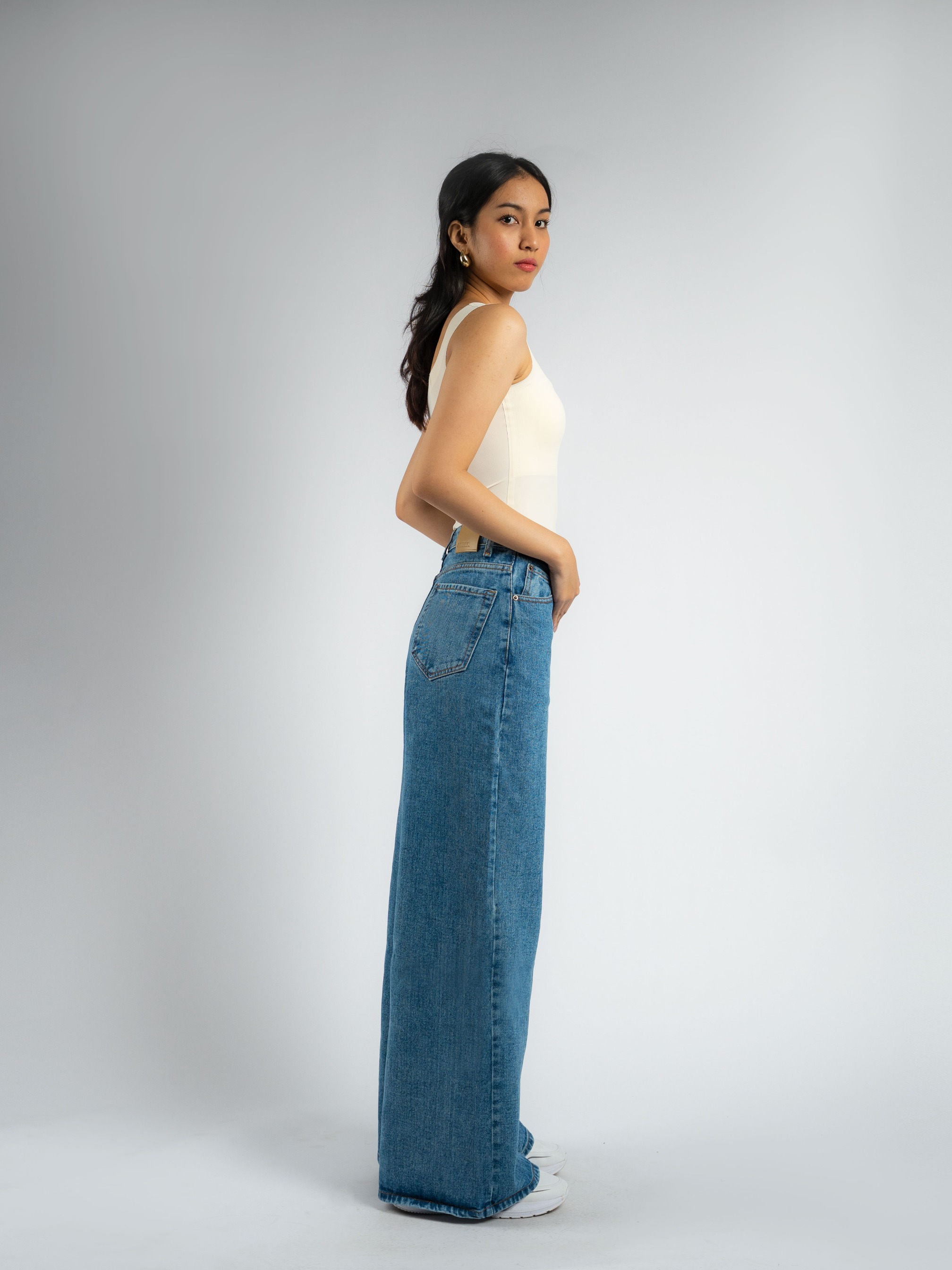 AIDEN WIDE LEG JEANS