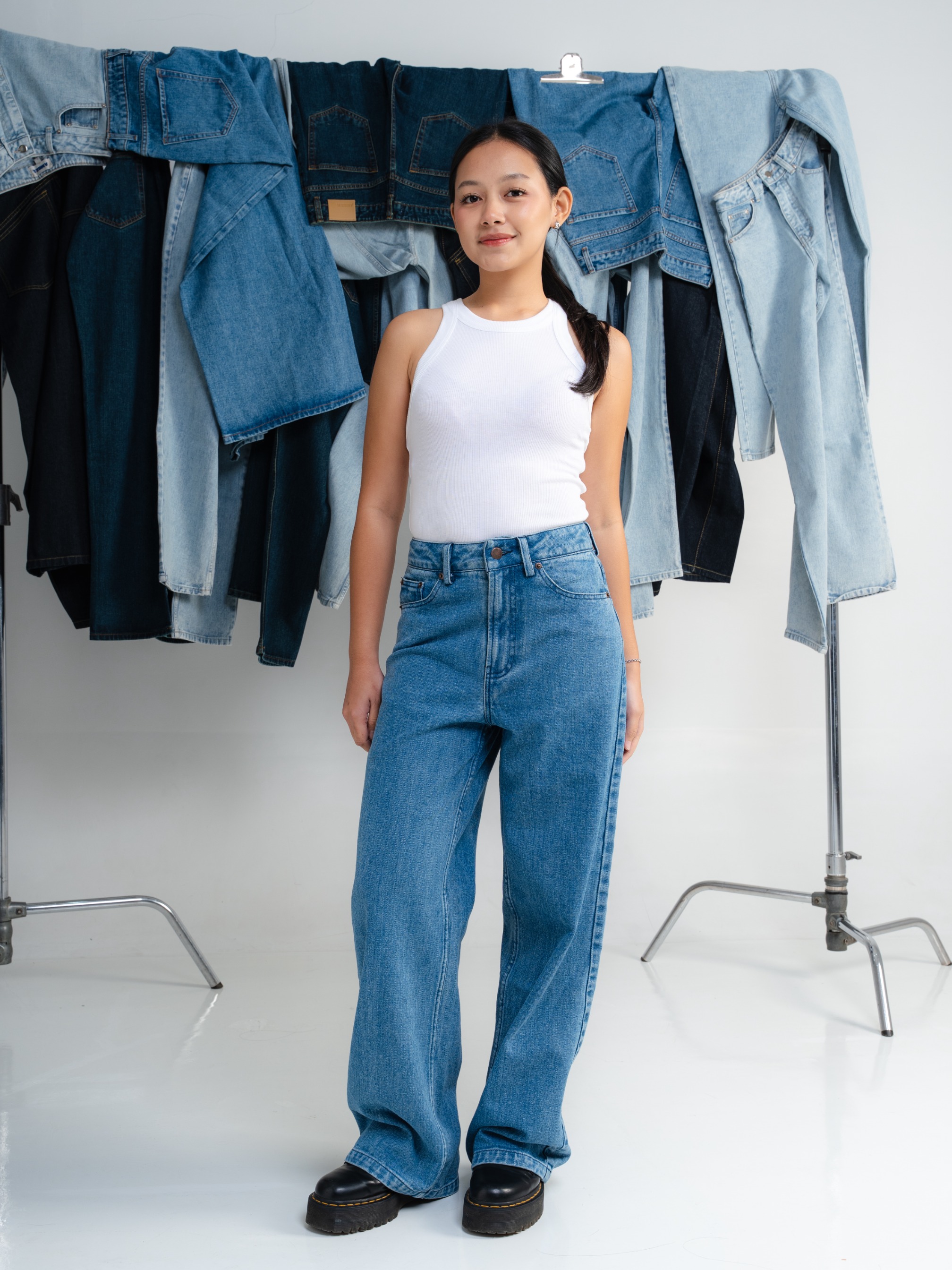 ETIENNE STRAIGHT JEANS