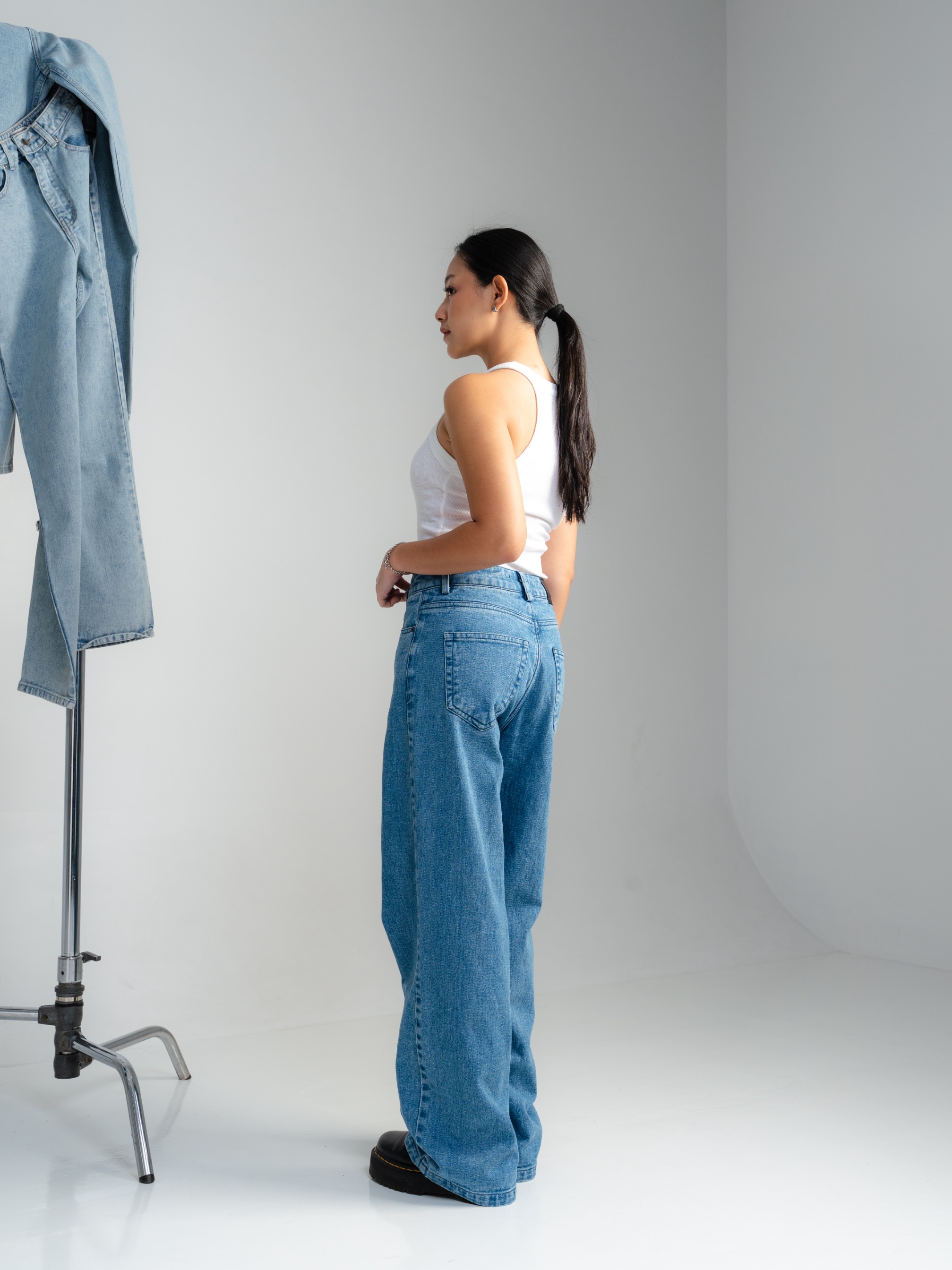 ETIENNE STRAIGHT JEANS