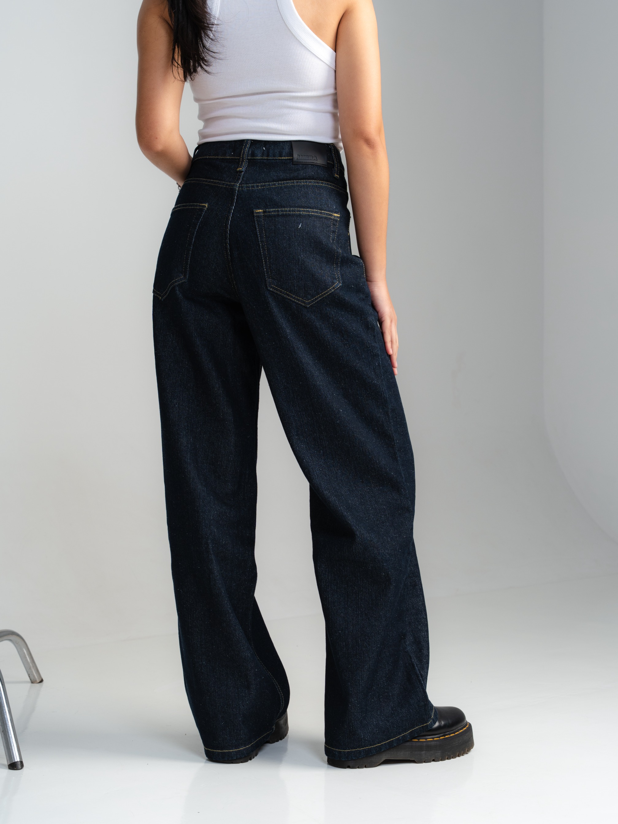ETIENNE STRAIGHT JEANS