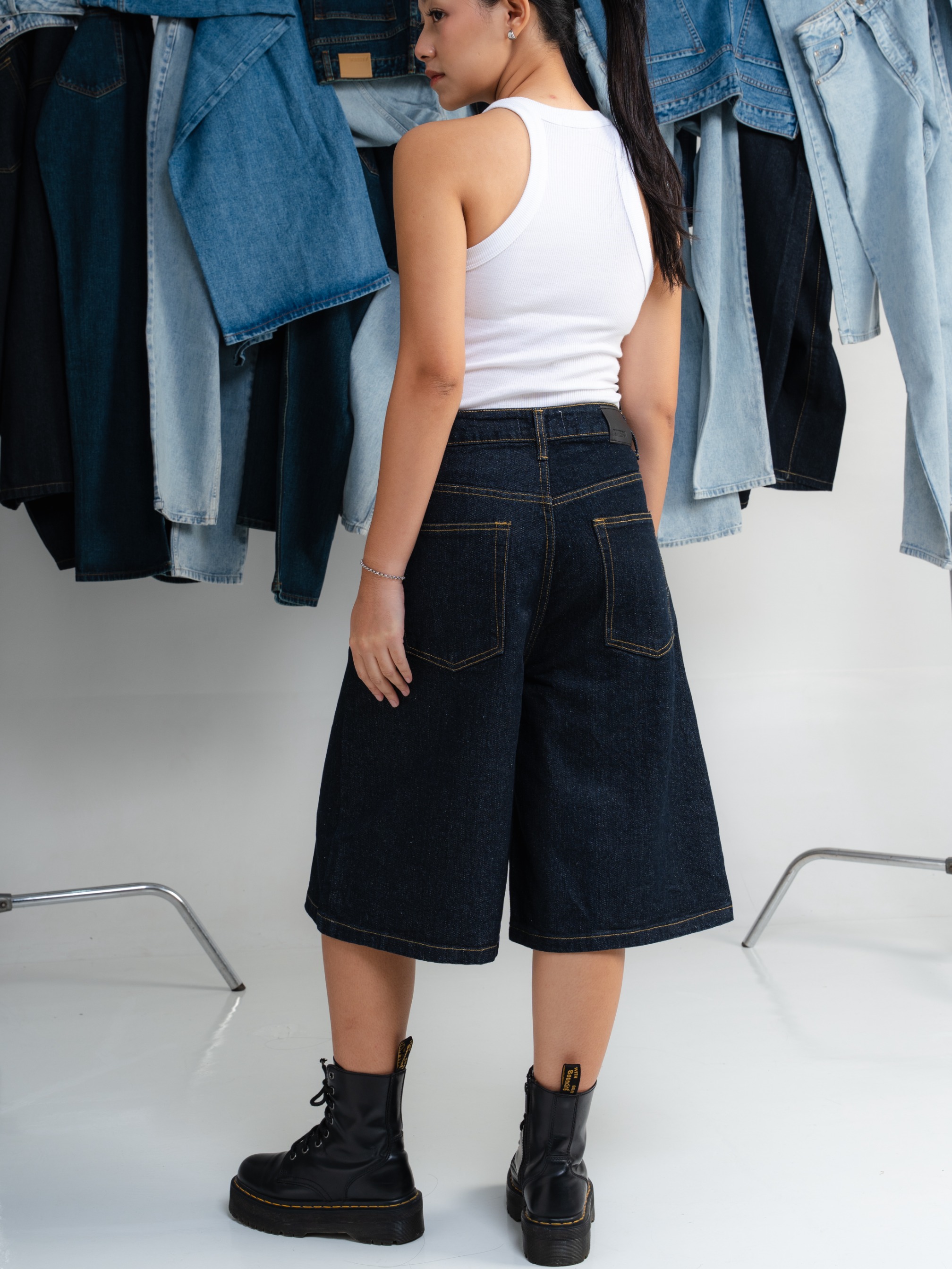 JESSE JORTS JEANS