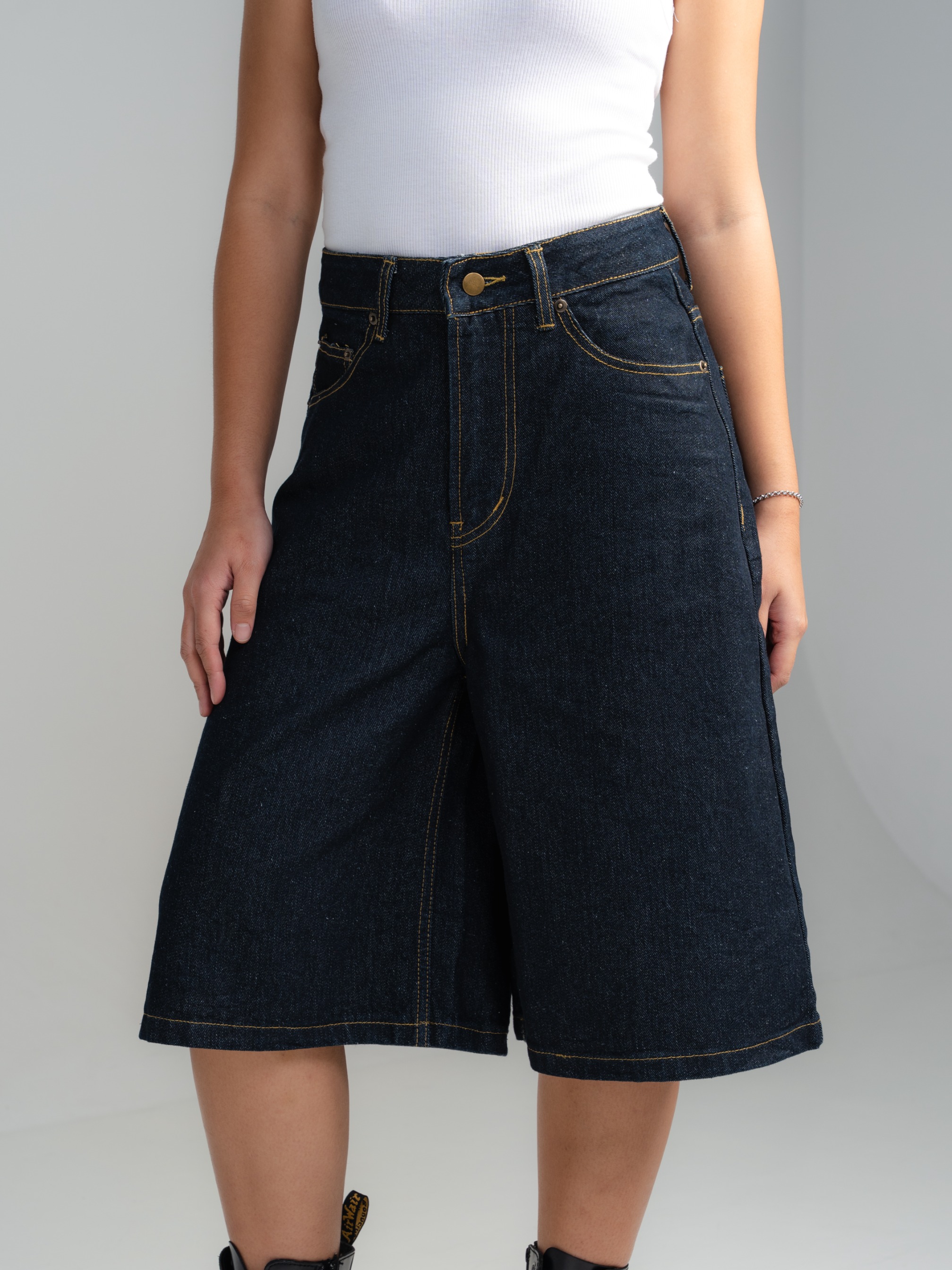 JESSE JORTS JEANS