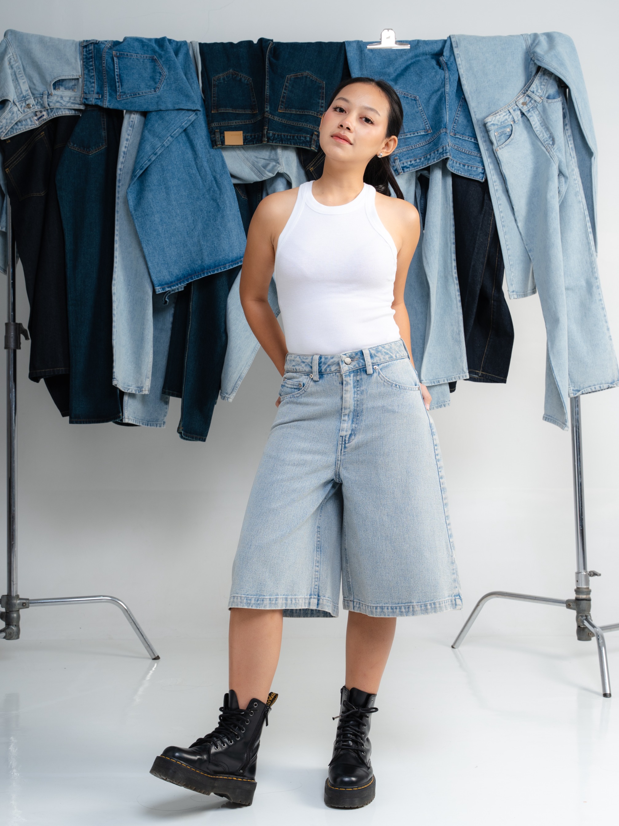 JESSE JORTS JEANS