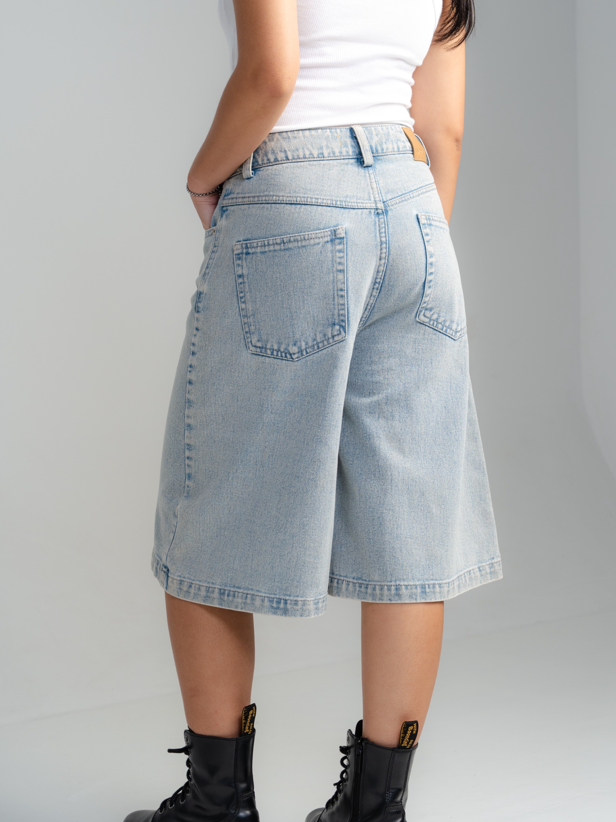 JESSE JORTS JEANS