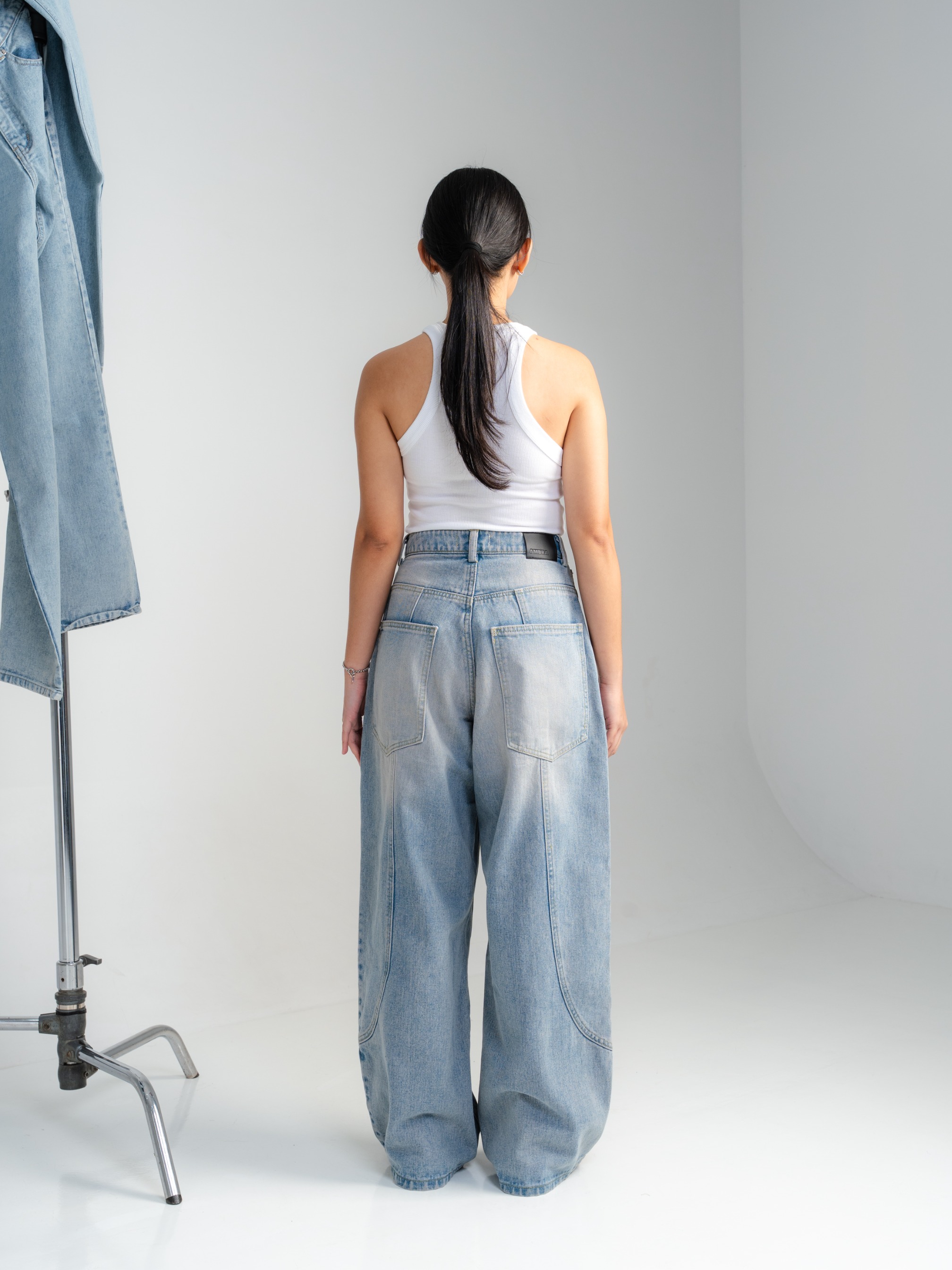 BOOGIE LOOSE JEANS