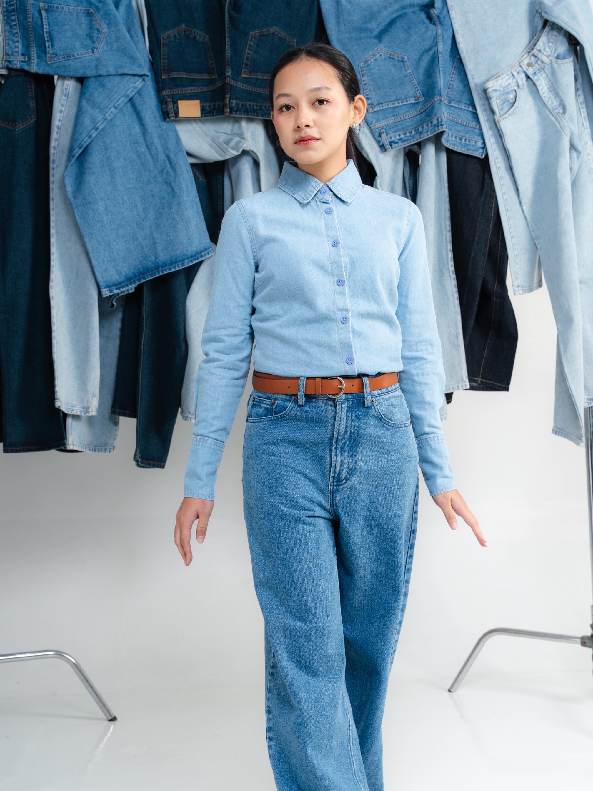 OLIVIA SLIM FIT SHIRT