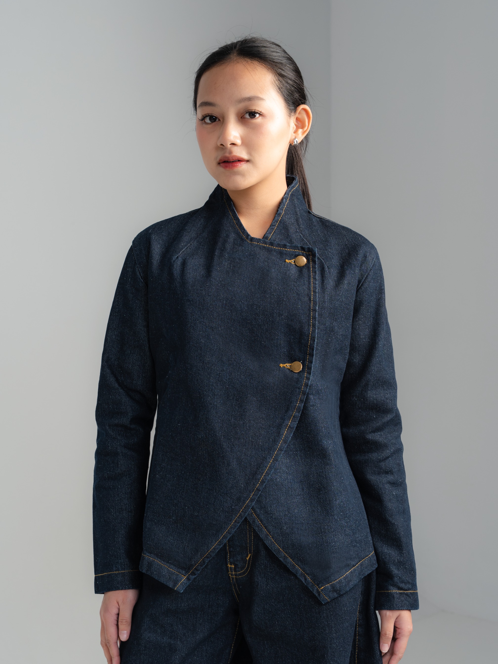ADINDA BESKAP WOMEN