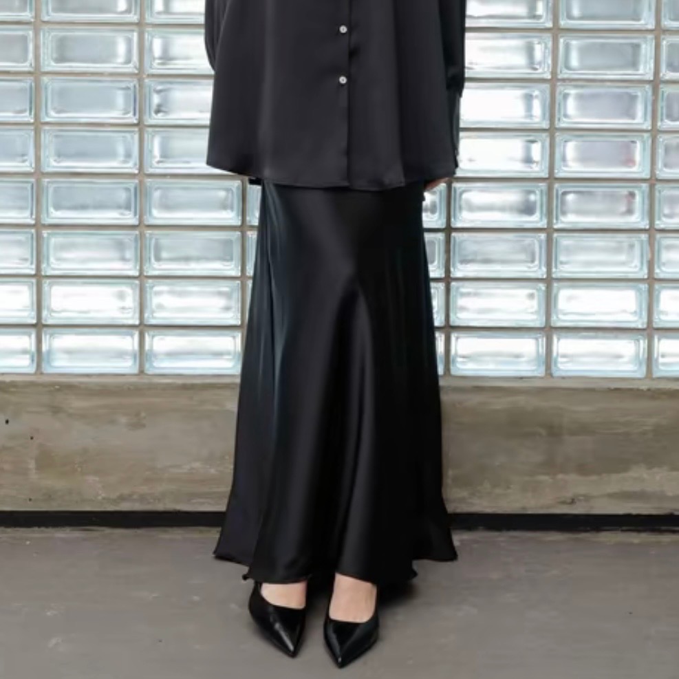 Timeless Flare Satin Skirt