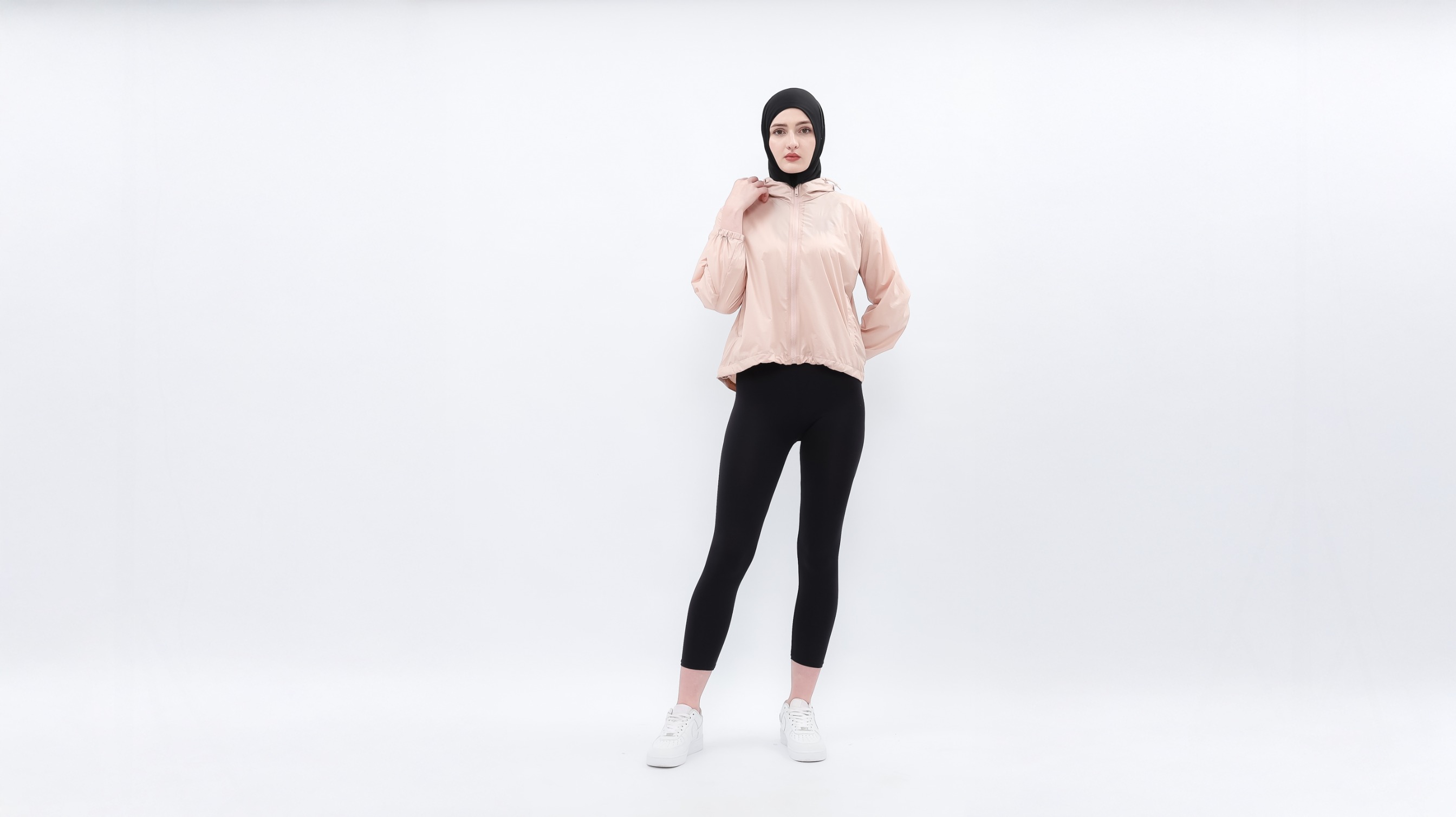 Vellqa Running Jacket Waterproof Free Pouch - "Peach"