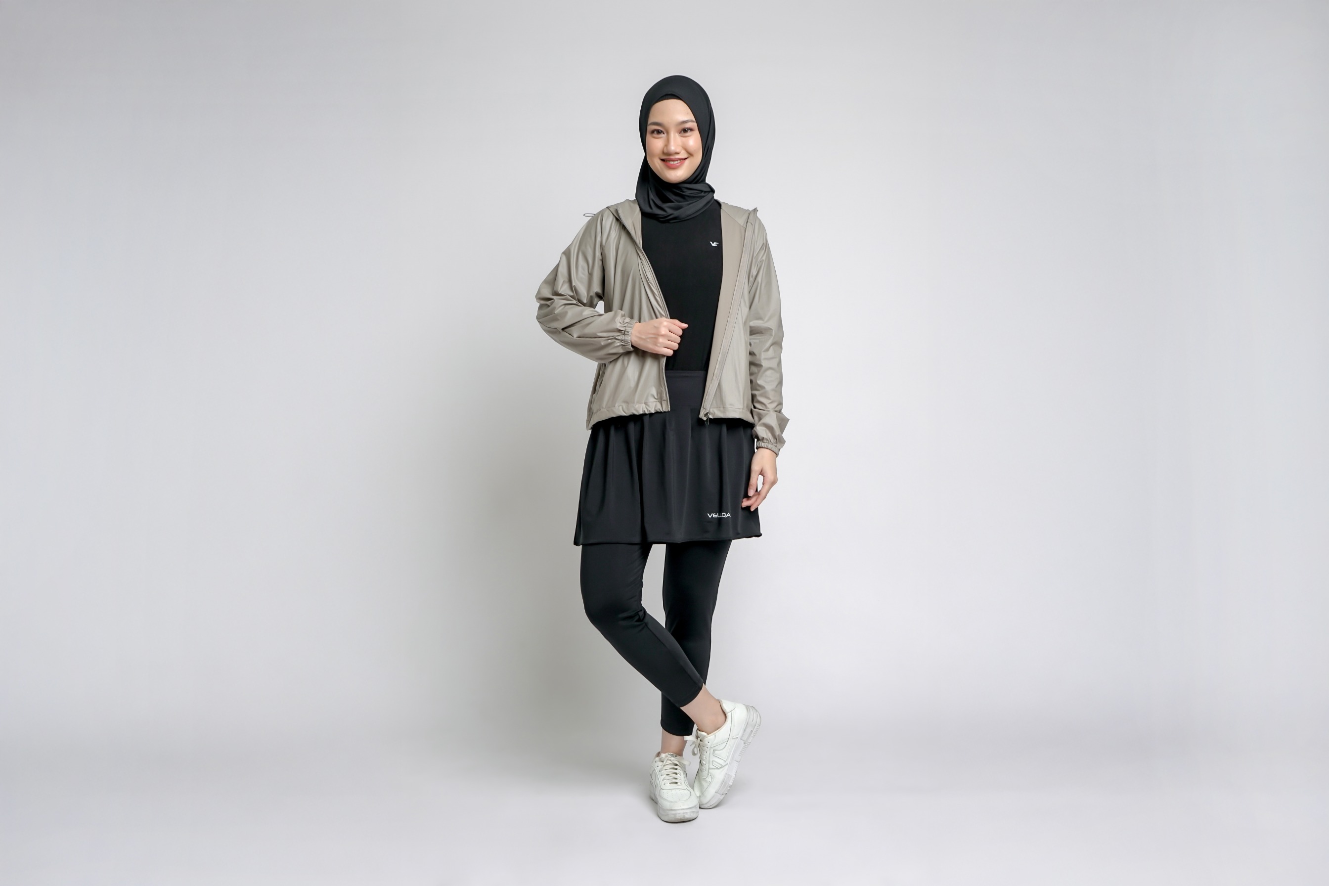 Vellqa Running Jacket Waterproof Free Pouch - "Dark Grey"