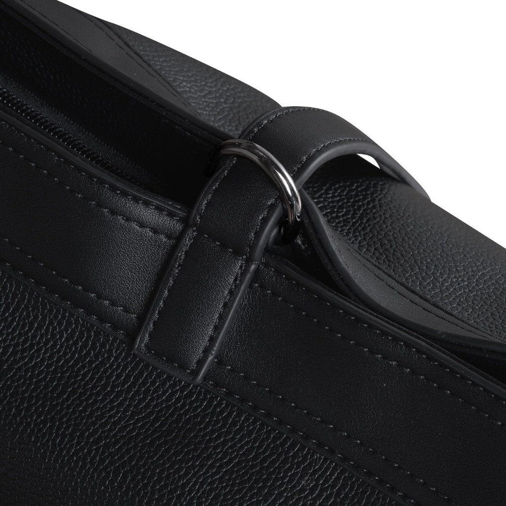 Hudson Oversize Sling Messenger Bag