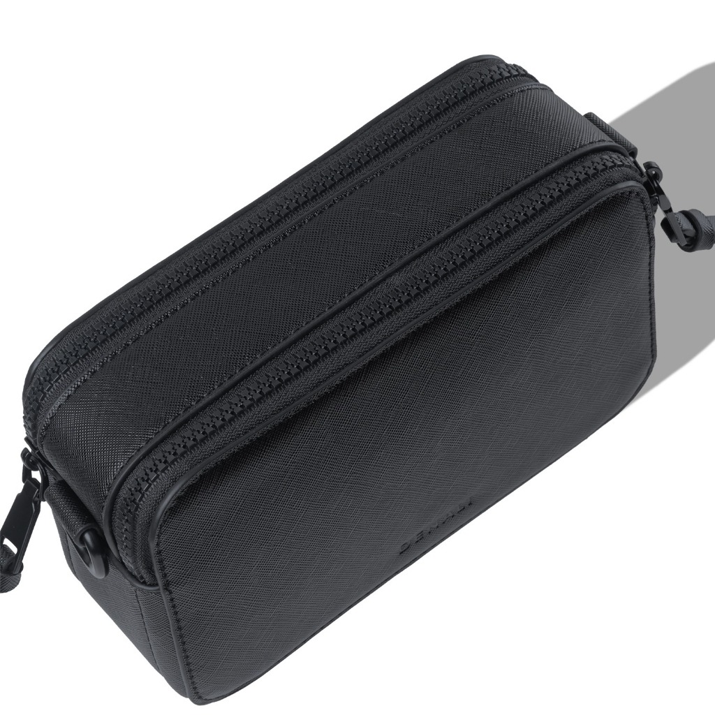 Andrio Camera Crossbody Bag
