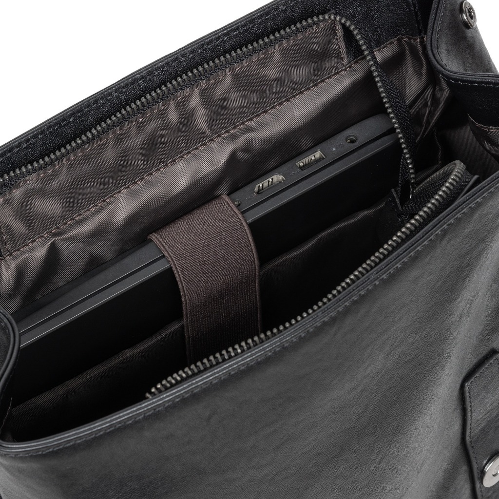 Auxen Backpack