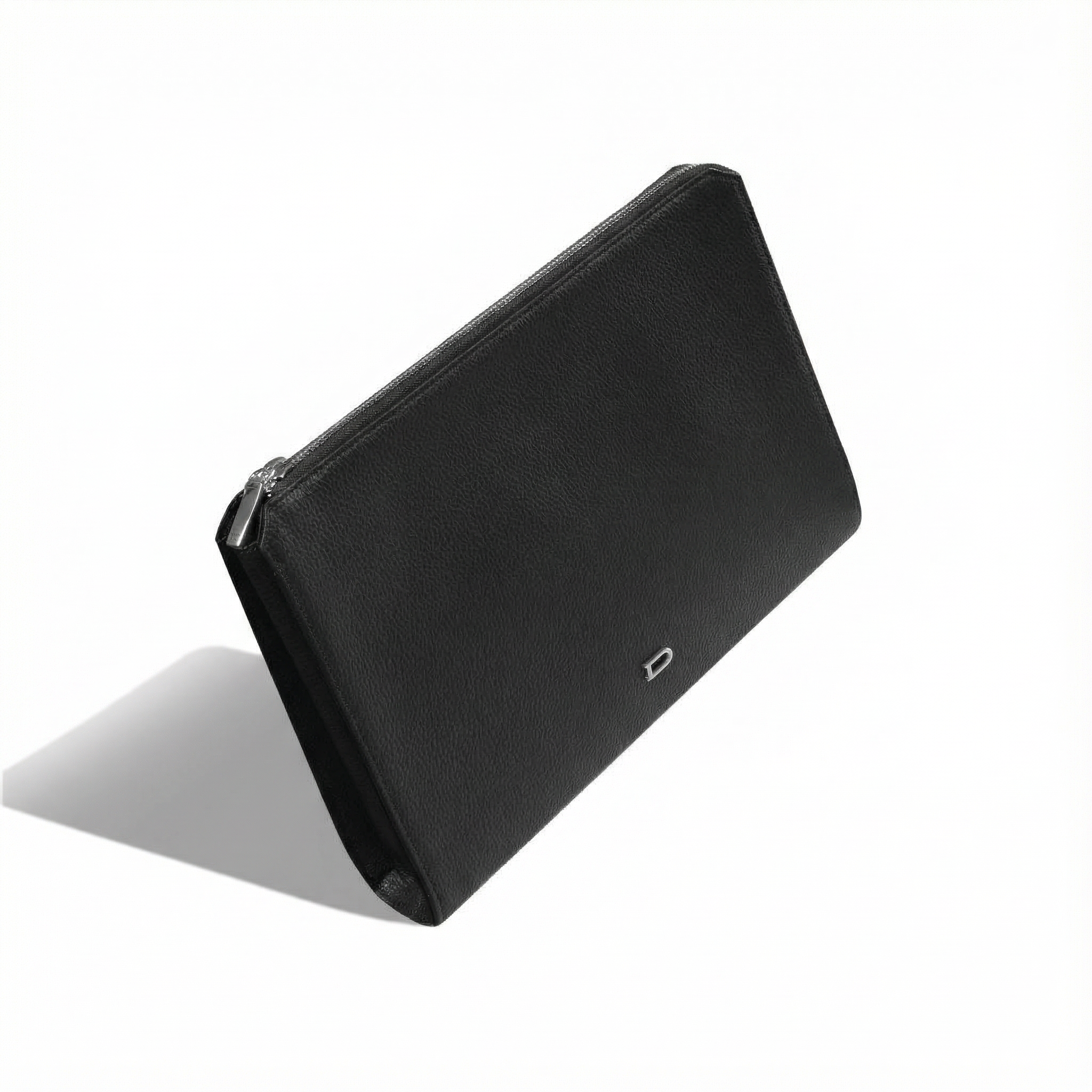 Ricardo Convertible Clutch