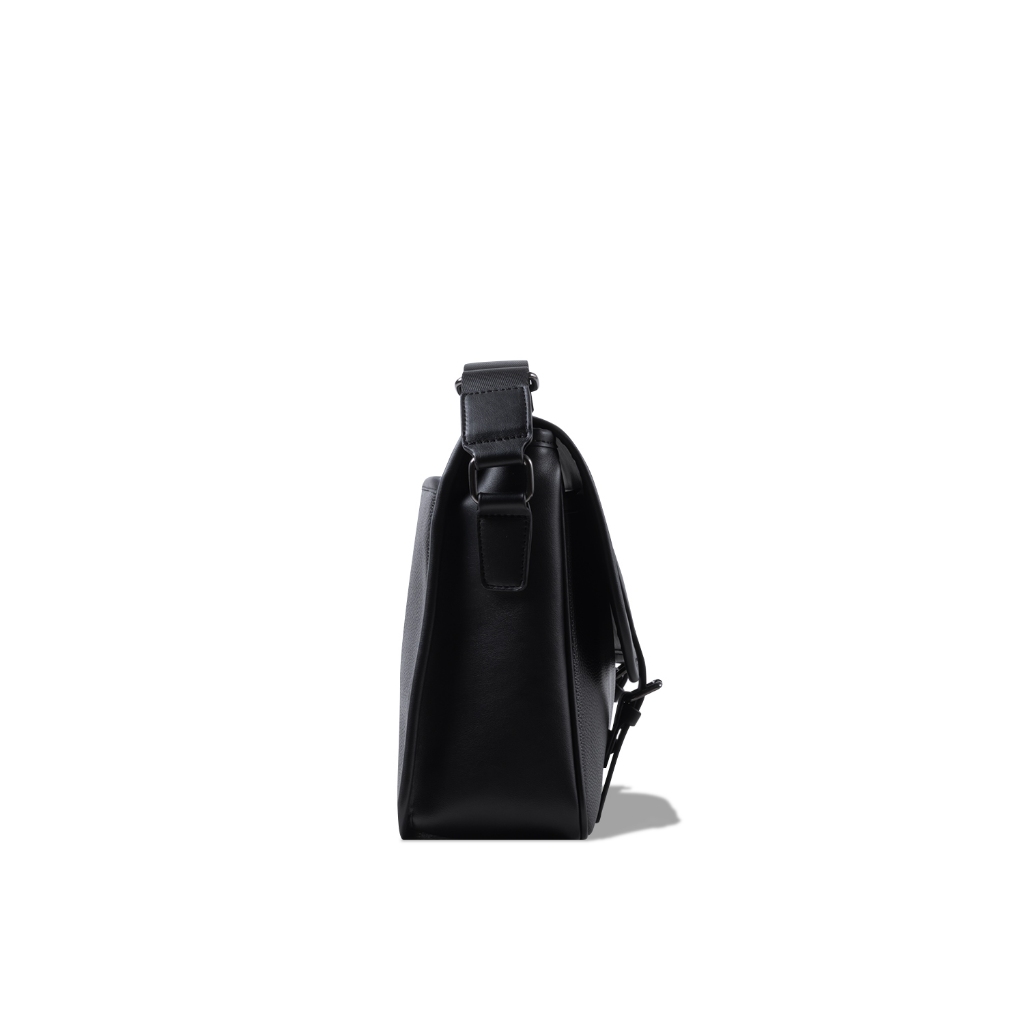 Marshal Messenger Bag