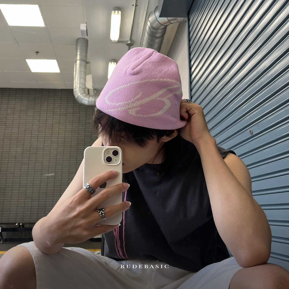 RUDEBASIC - Ruud Short Beanie | Beanie | Soft Acrylic Knit