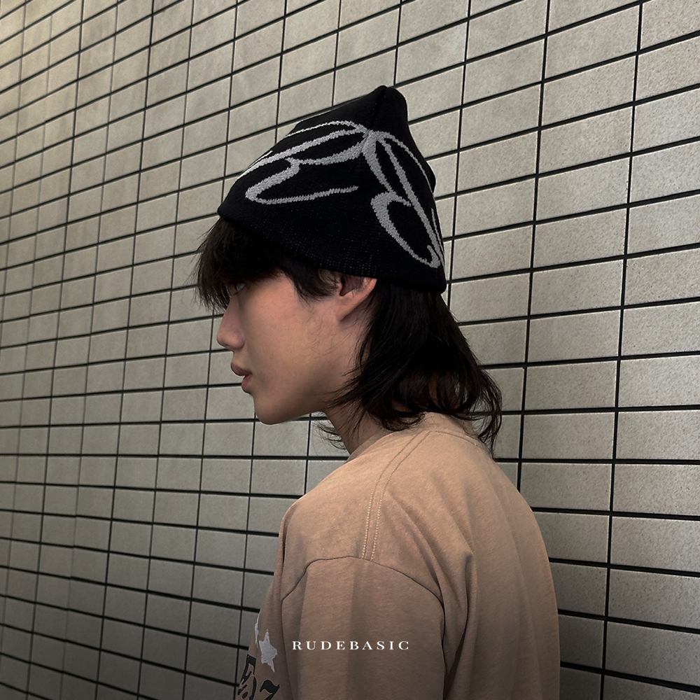 RUDEBASIC - Ruud Short Beanie | Beanie | Soft Acrylic Knit