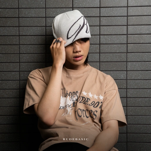 Image of RUDEBASIC - Ruud Short Beanie | Beanie | Soft Acrylic Knit