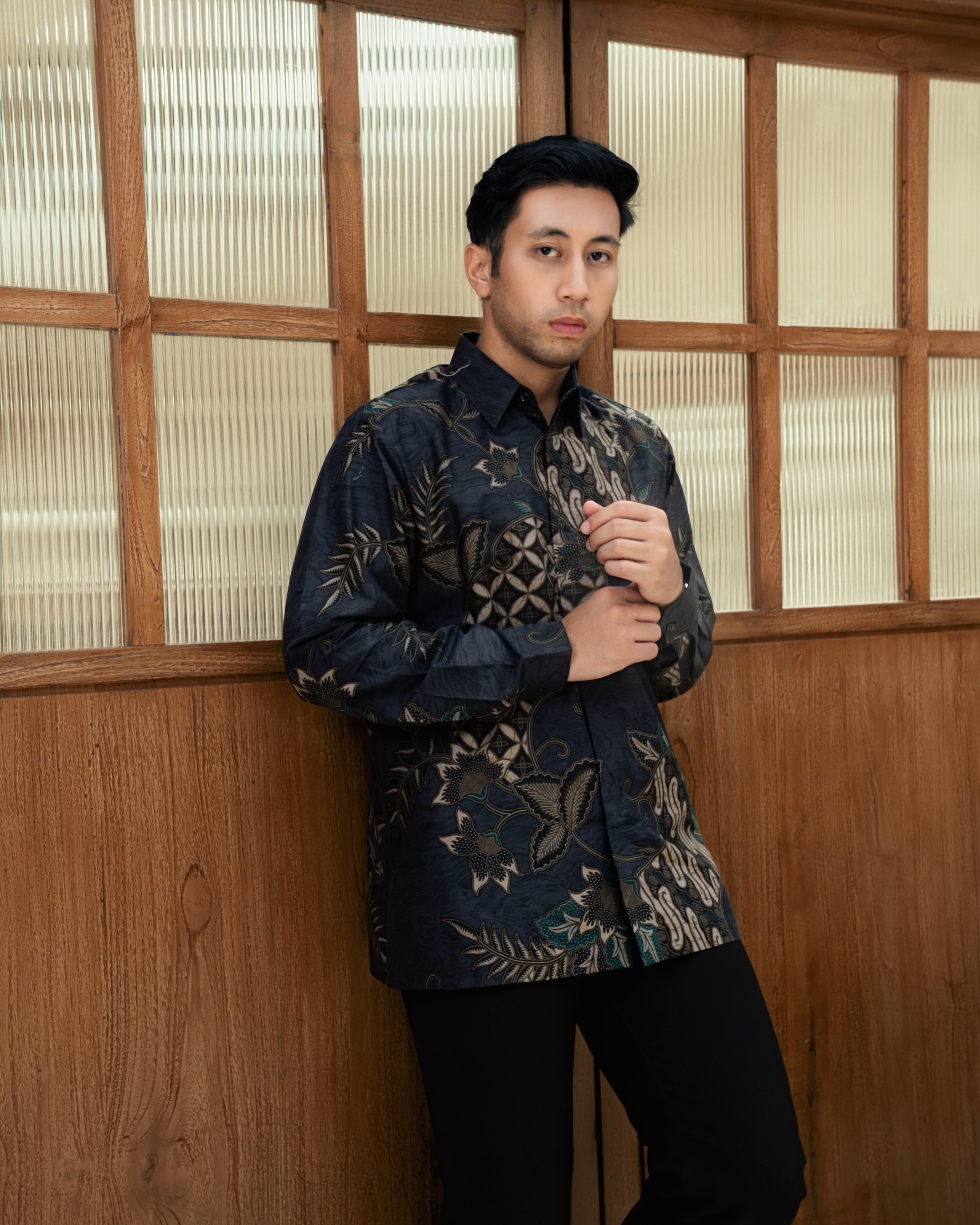 AKSARA DEEP BLUE