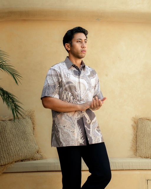 PRIVÉ - RAKHA BEIGE (Short Sleeve)