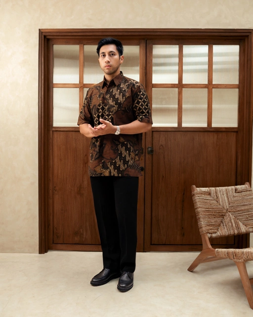 AKSARA WOOD BROWN (Short Sleeve)