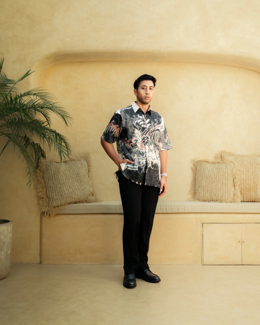 PRIVÉ - RANDHI BLACK GREY (Short Sleeve)