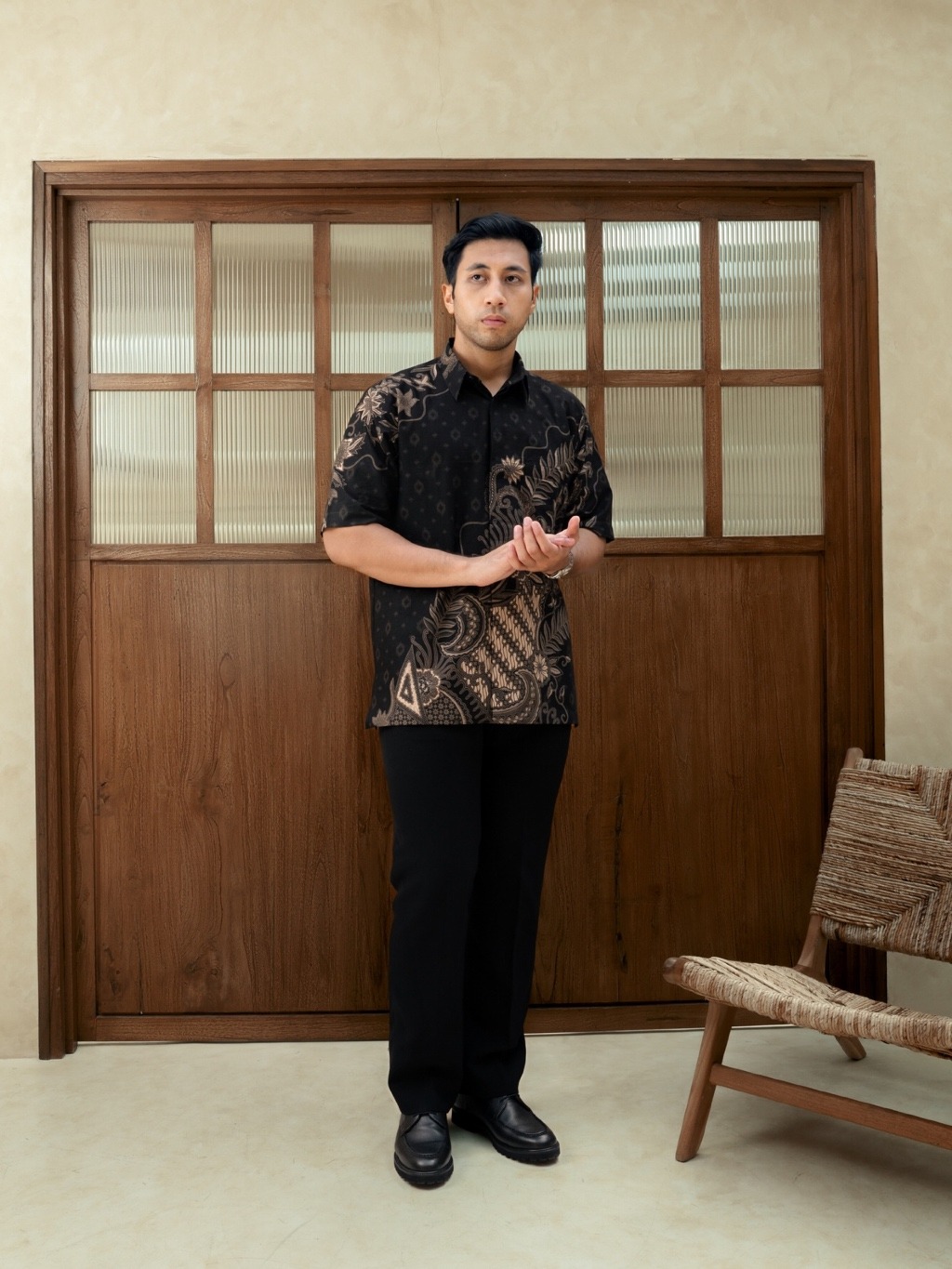 RAKARSA BLACK (Short Sleeve)