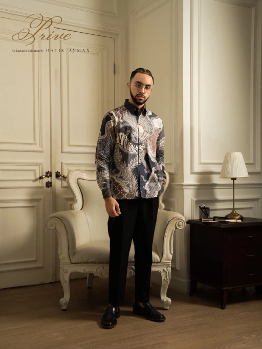 Image of PRIVÉ - RAKHA BLACK