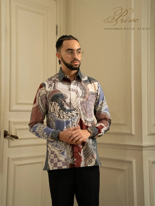 Image of Batik Ayman PRIVÉ - RAKHA SOFT BLUE - RED | Kemeja Batik Luxury Katun Refined / Silk Fine Cotton Lengan Panjang Terbaru