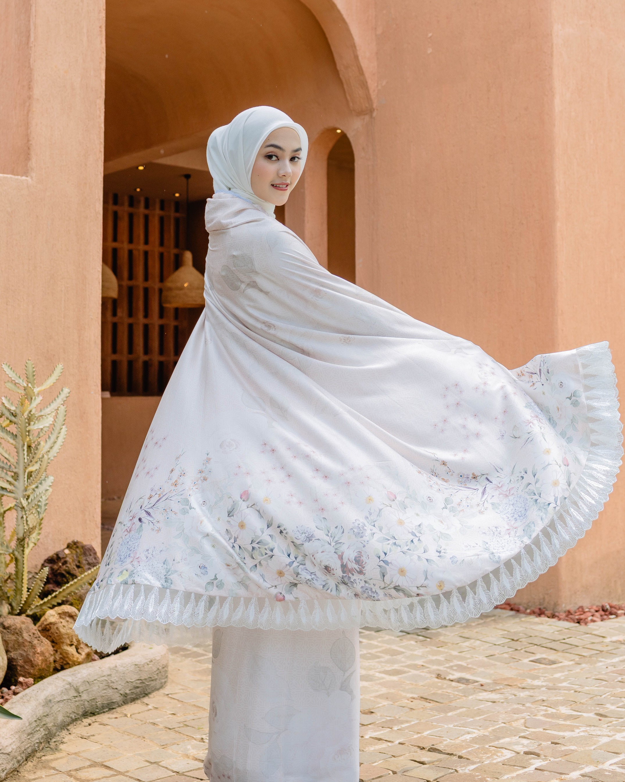 Mukena Raudhah