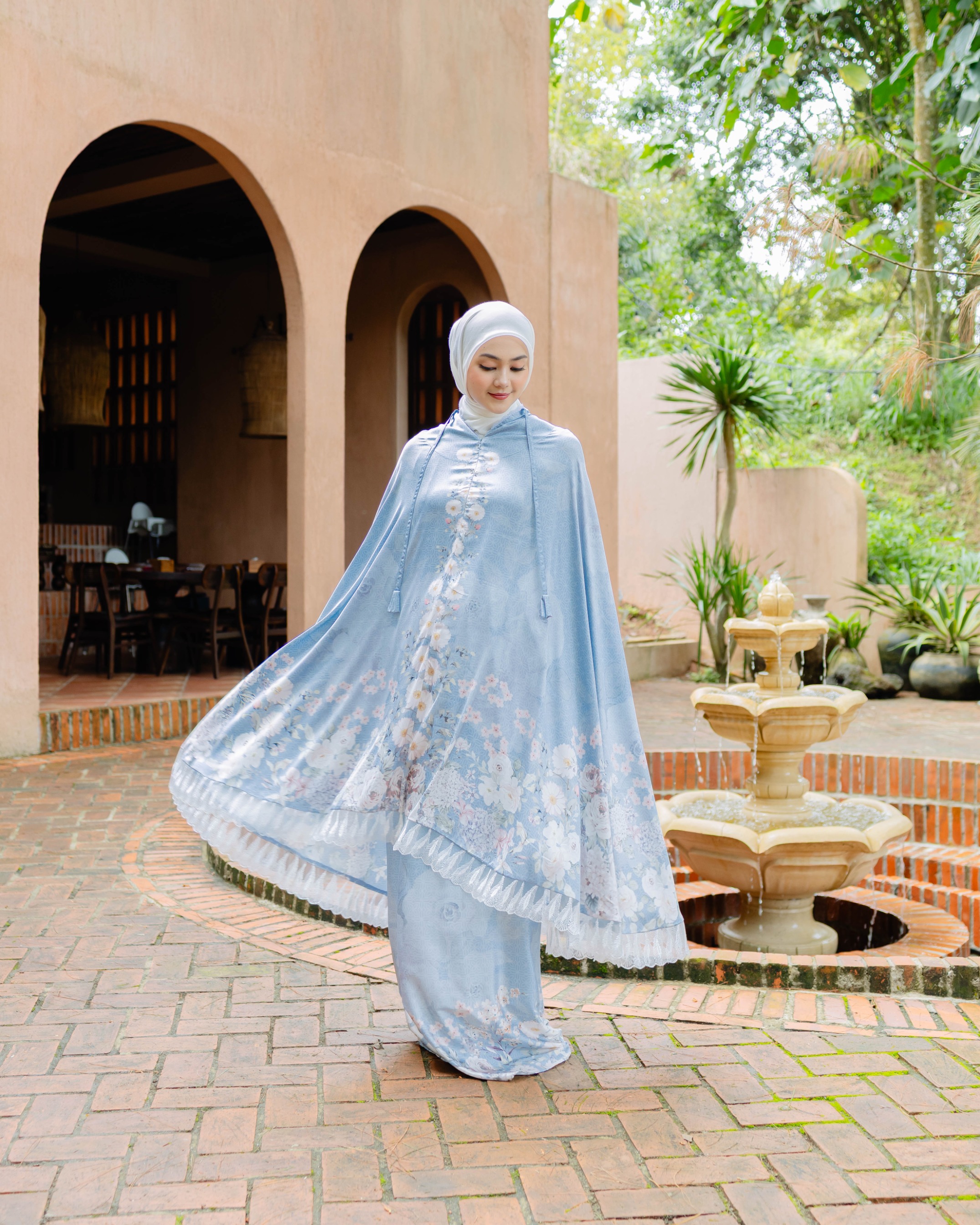 Mukena Raudhah