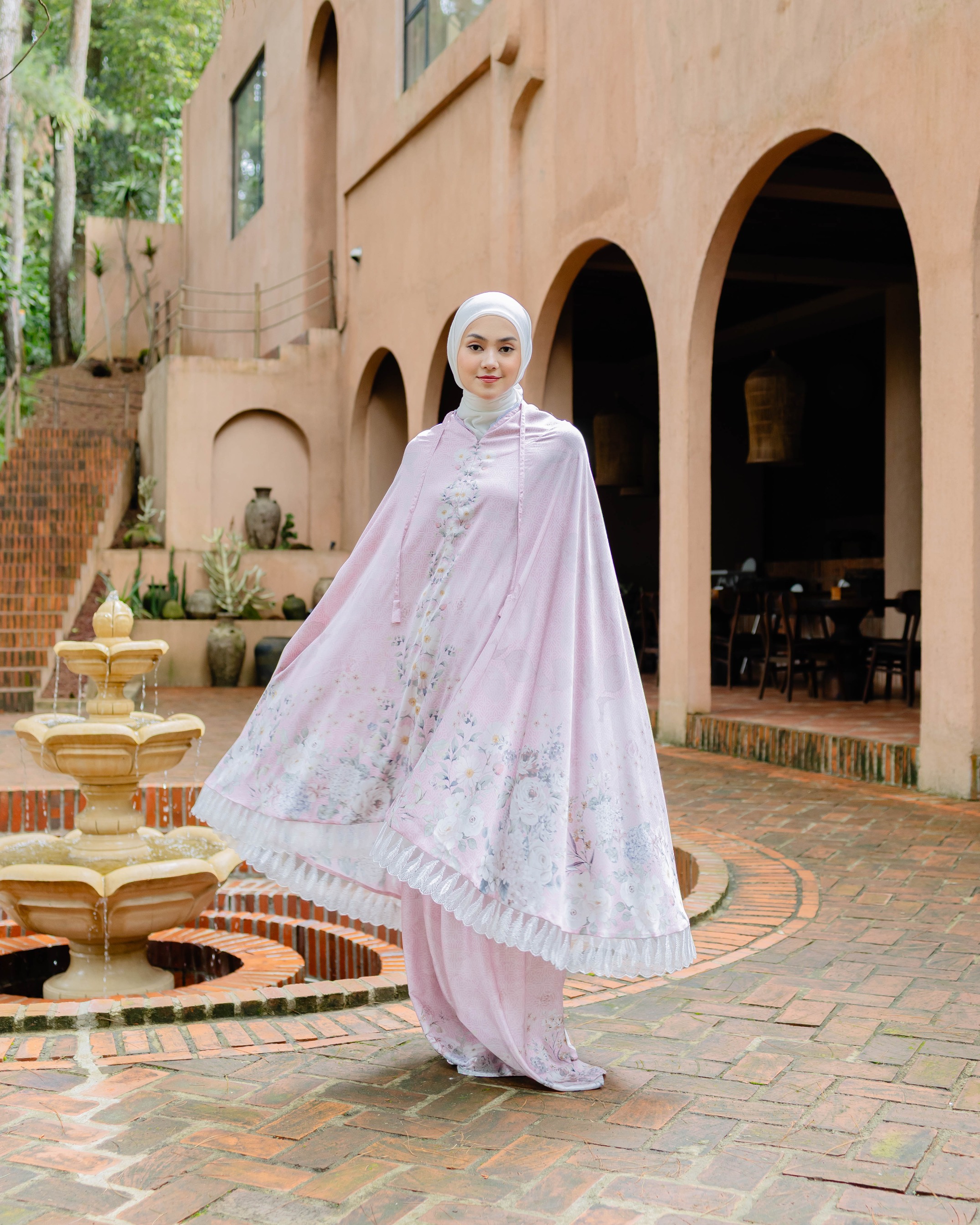 Mukena Raudhah