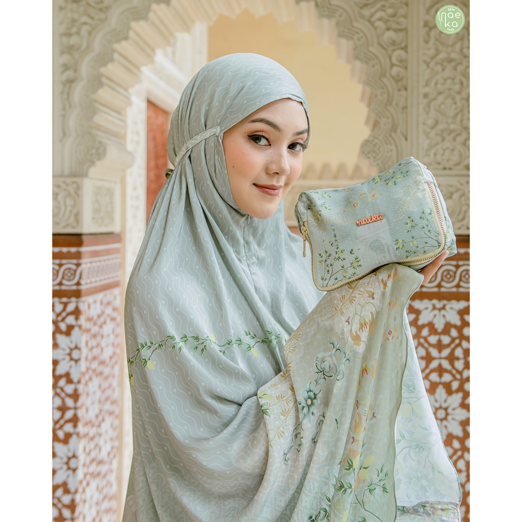 Mukena Middle East Silk Premium