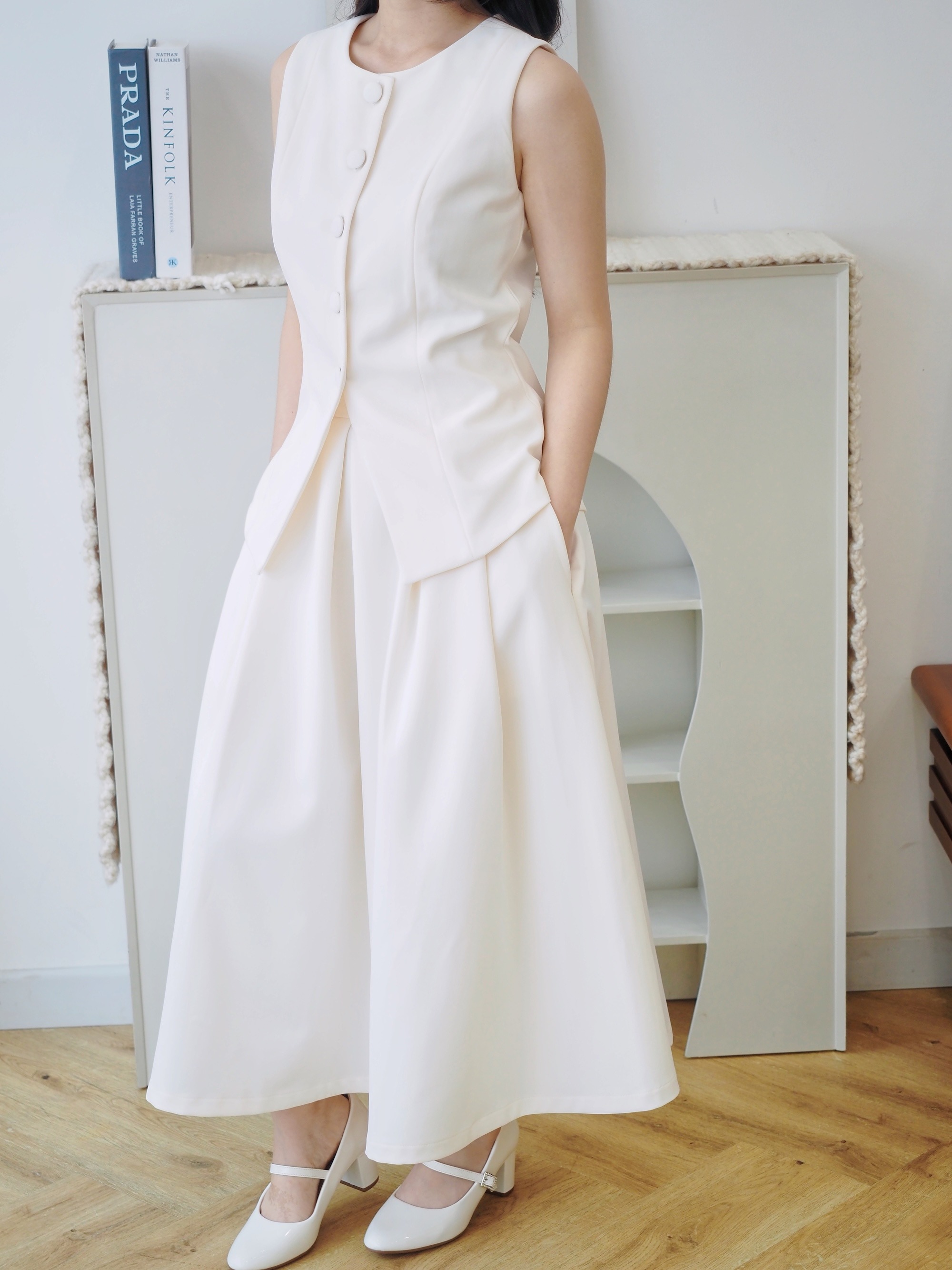 June Pleat Flare In Vanilla