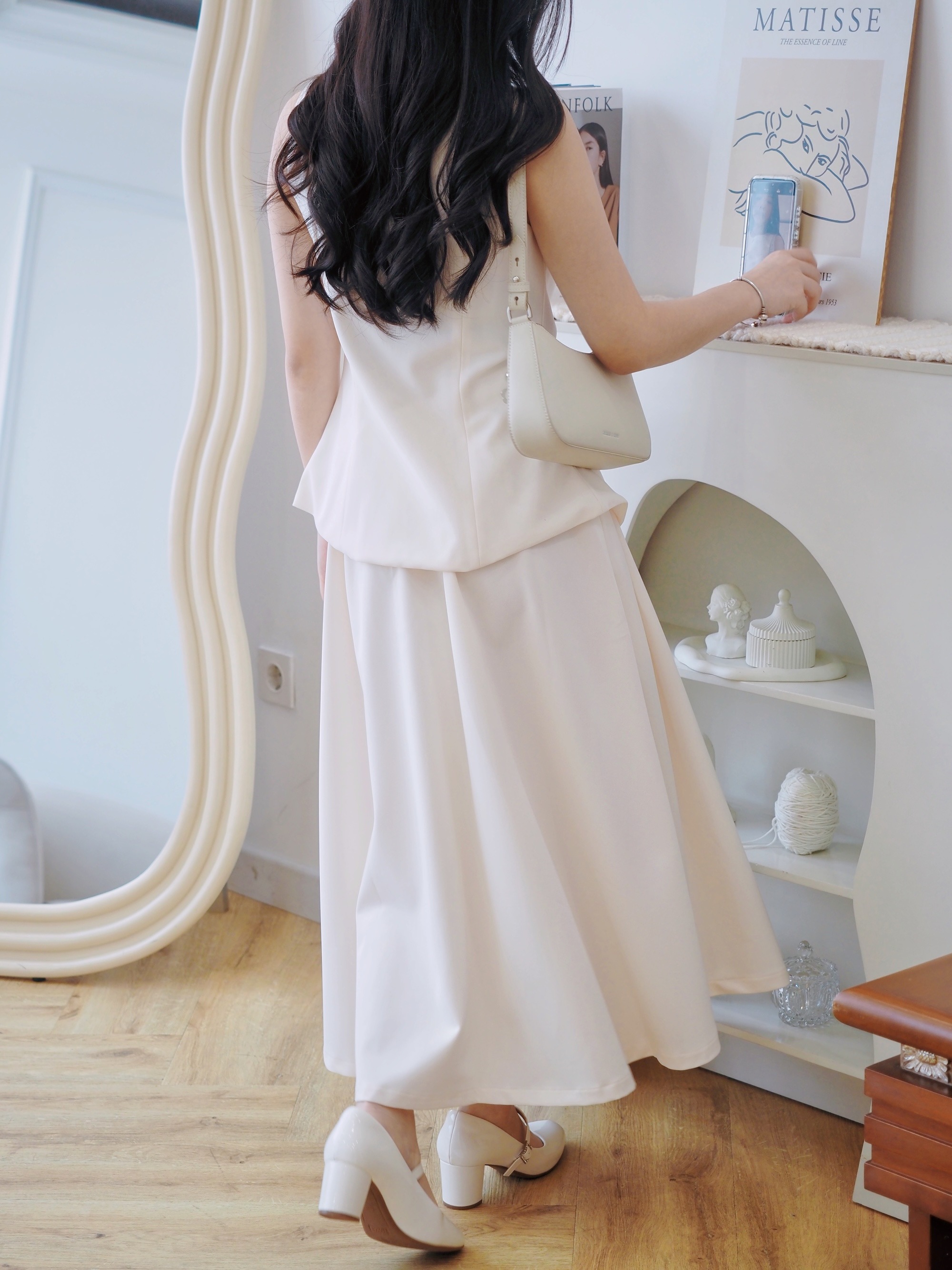 June Pleat Flare In Vanilla