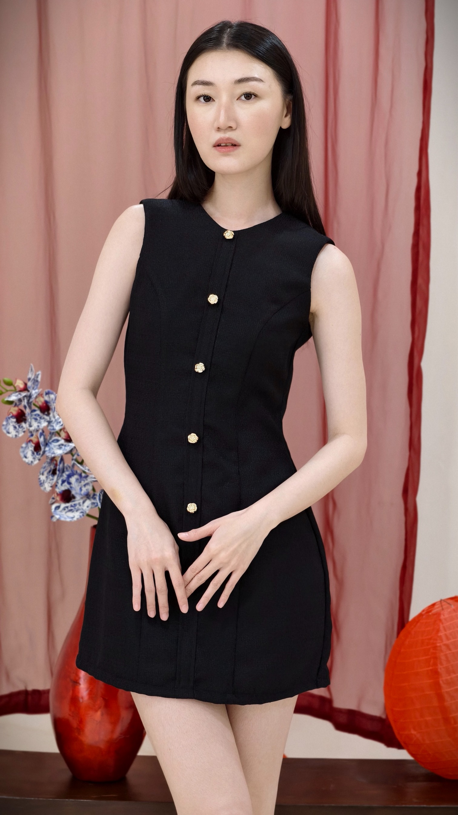 Anne Fitted Tweed Dress In Black