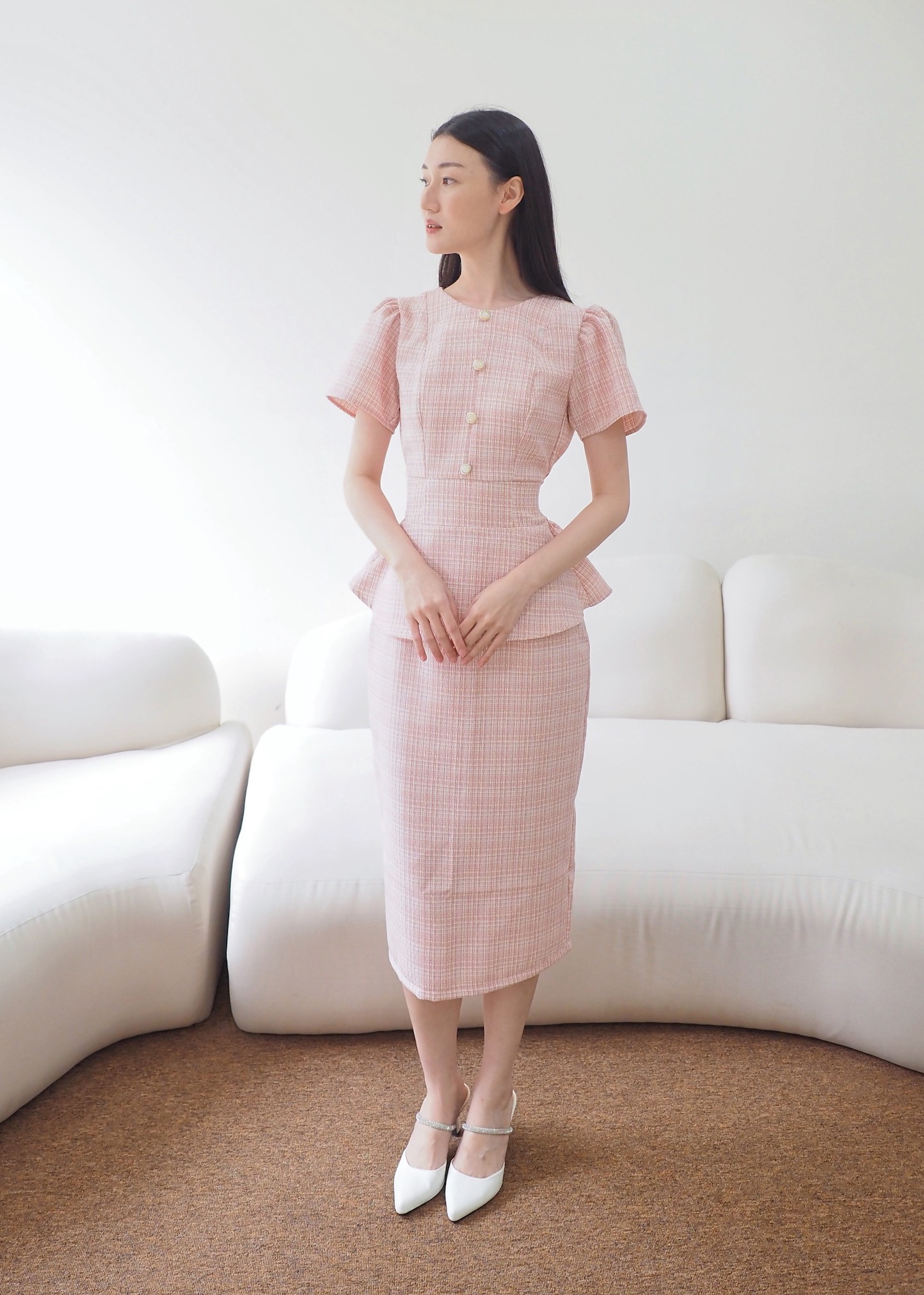 Victoria Fitted Tweed Skirt In Pink