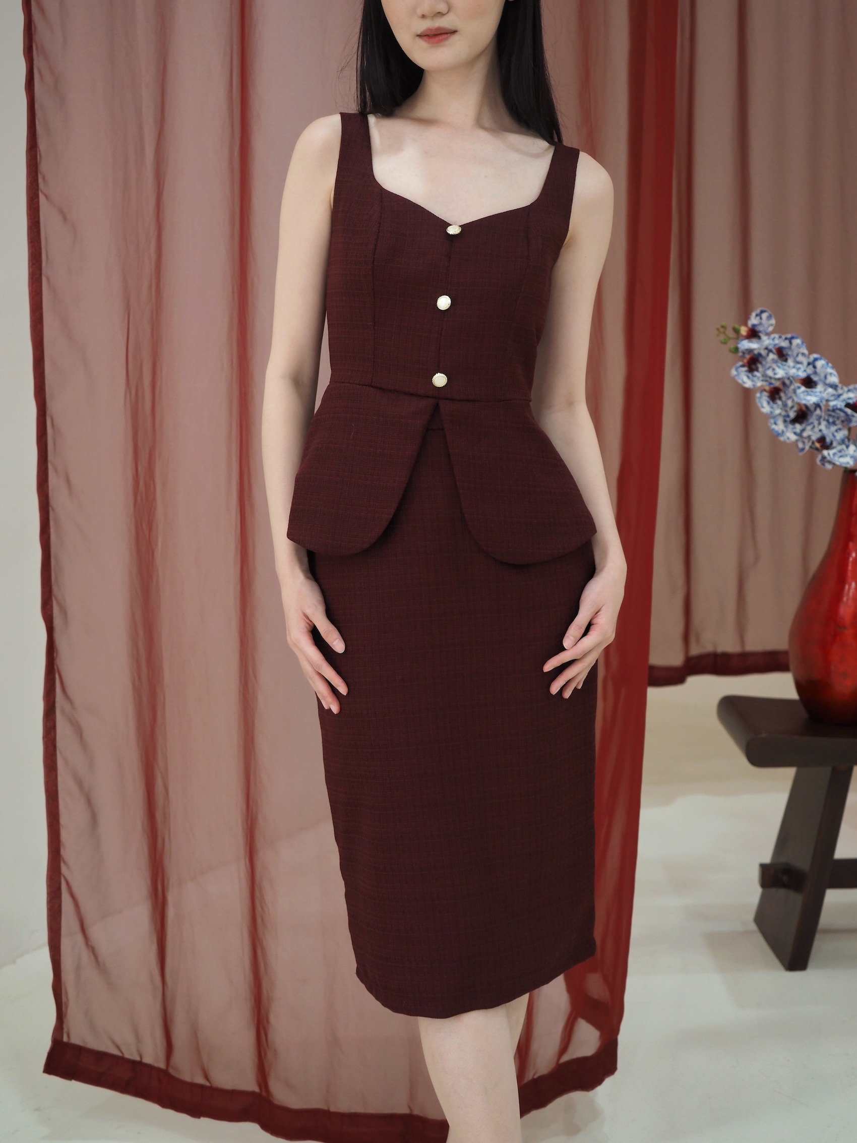 Kate Fitted Tweed Top In Red