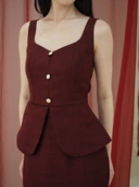 Kate Fitted Tweed Top In Red
