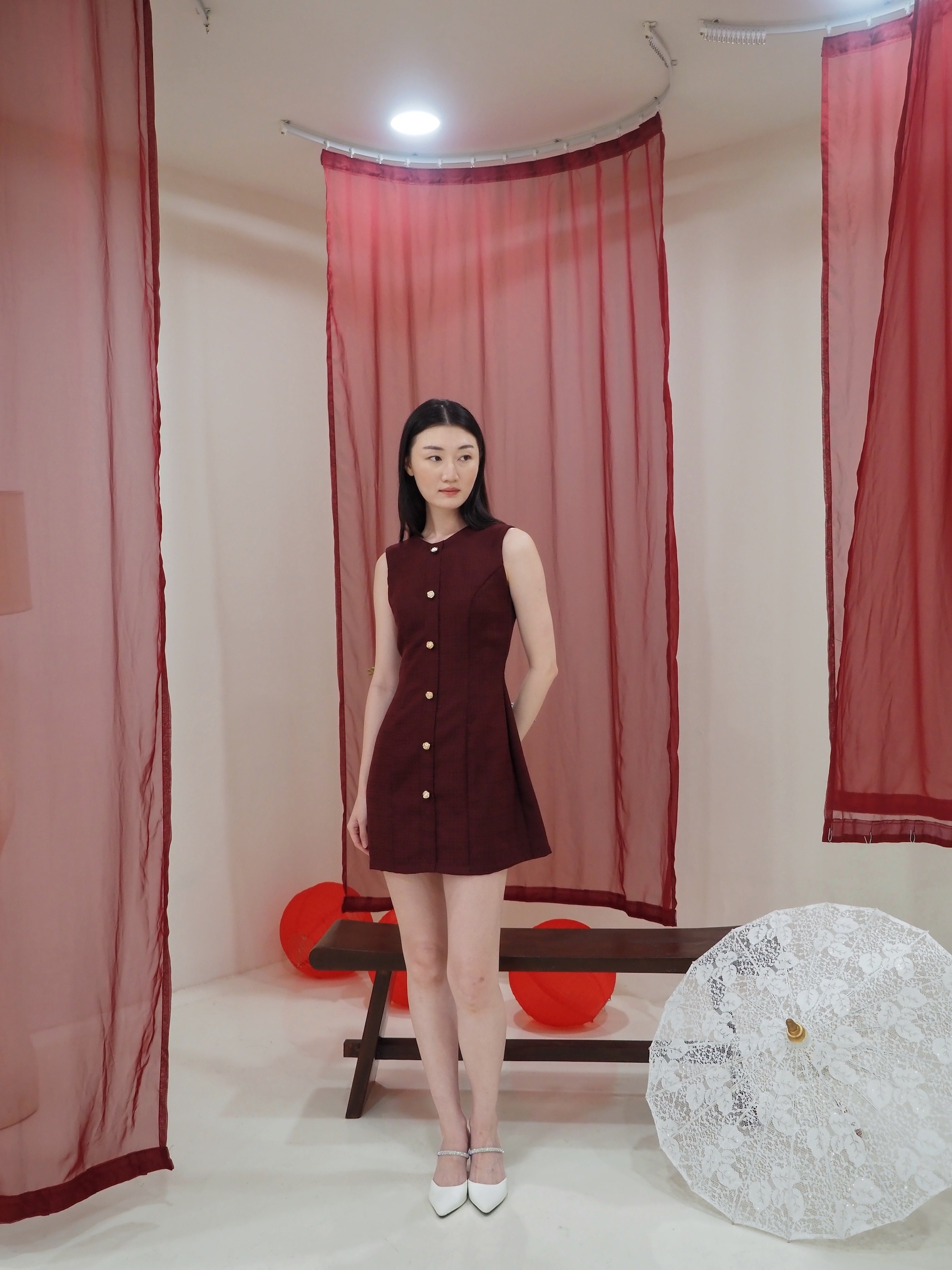 Anne Fitted Tweed Dress In Red