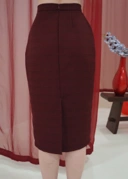 Victoria Fitted Tweed Skirt In Red