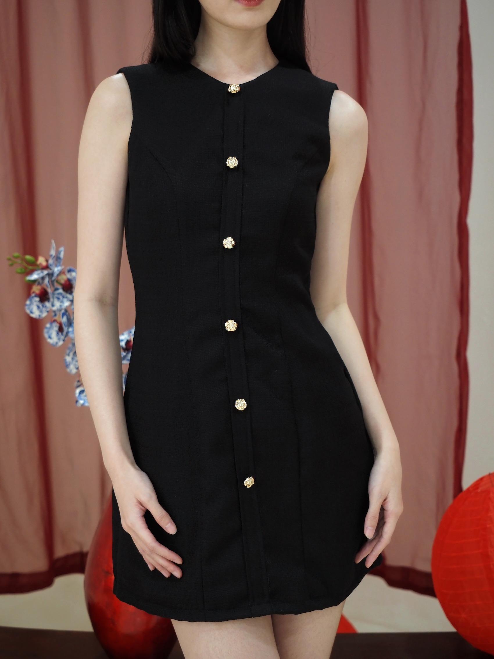 Anne Fitted Tweed Dress In Black