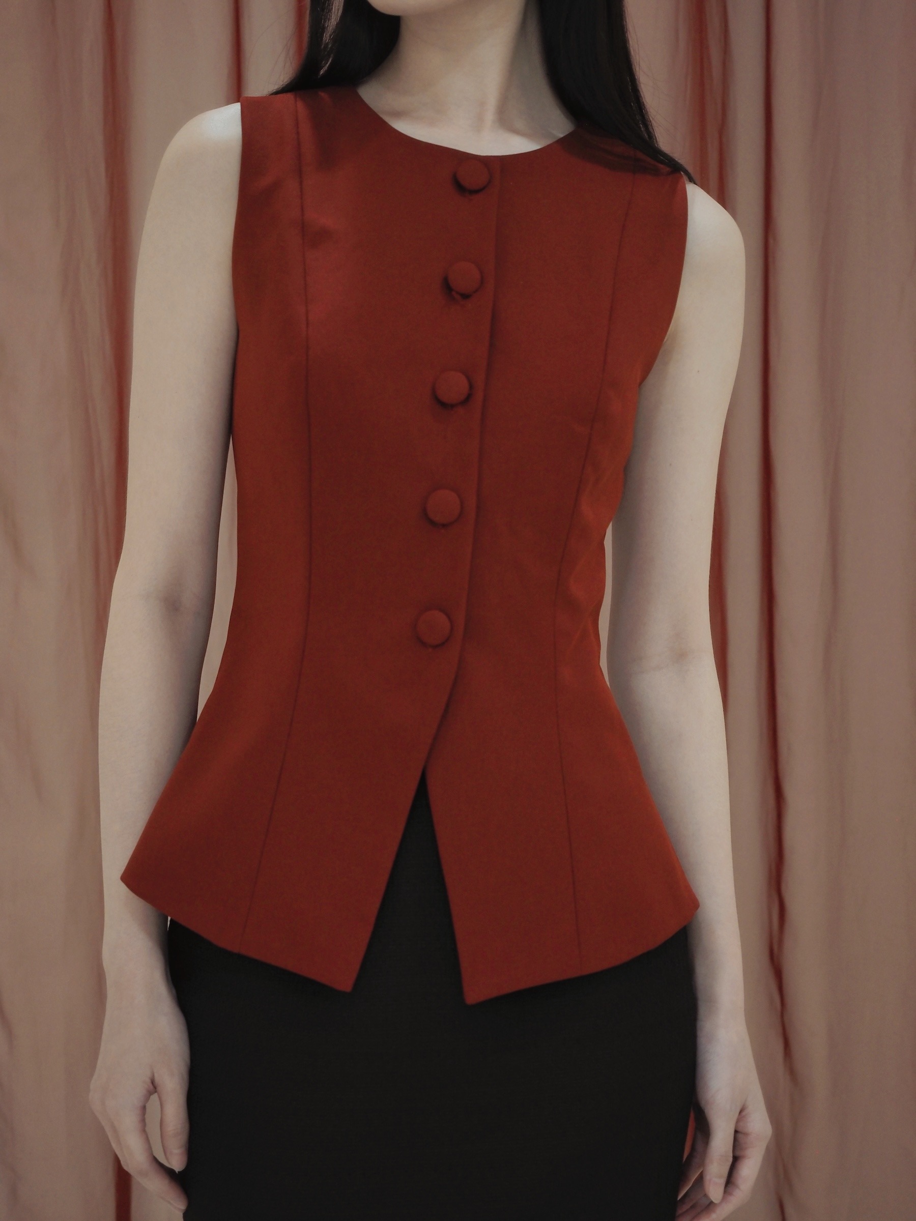 Poppy Vest In Red