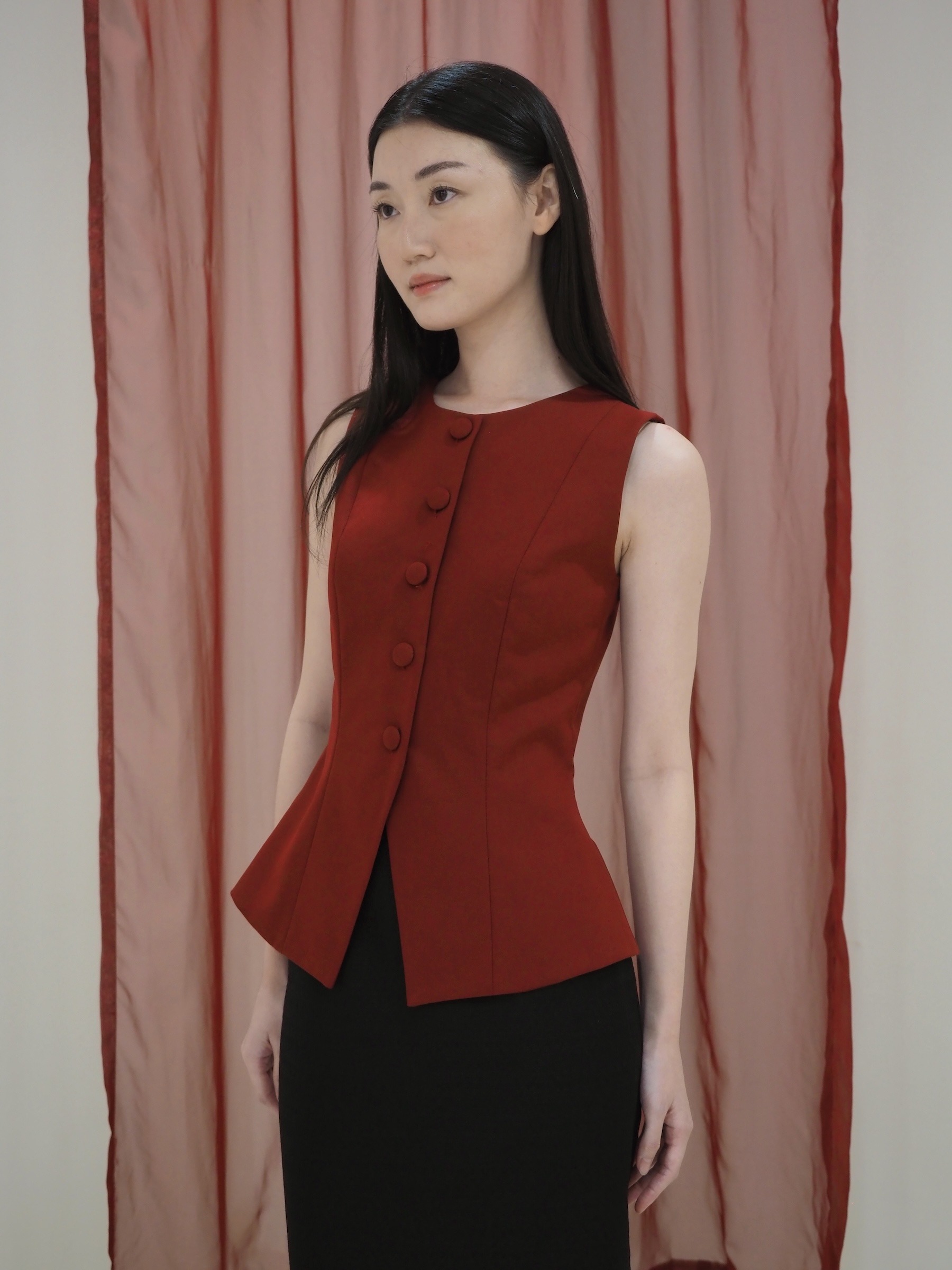 Poppy Vest In Red
