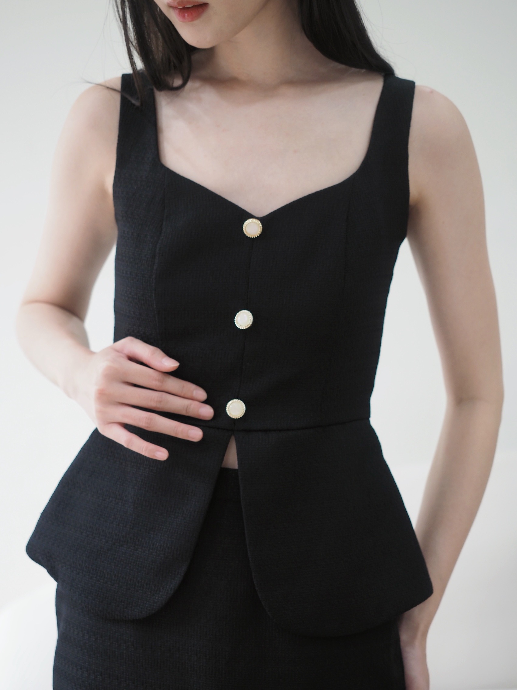 Kate Fitted Tweed In Black 