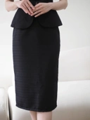 Victoria Fitted Tweed Skirt In Black