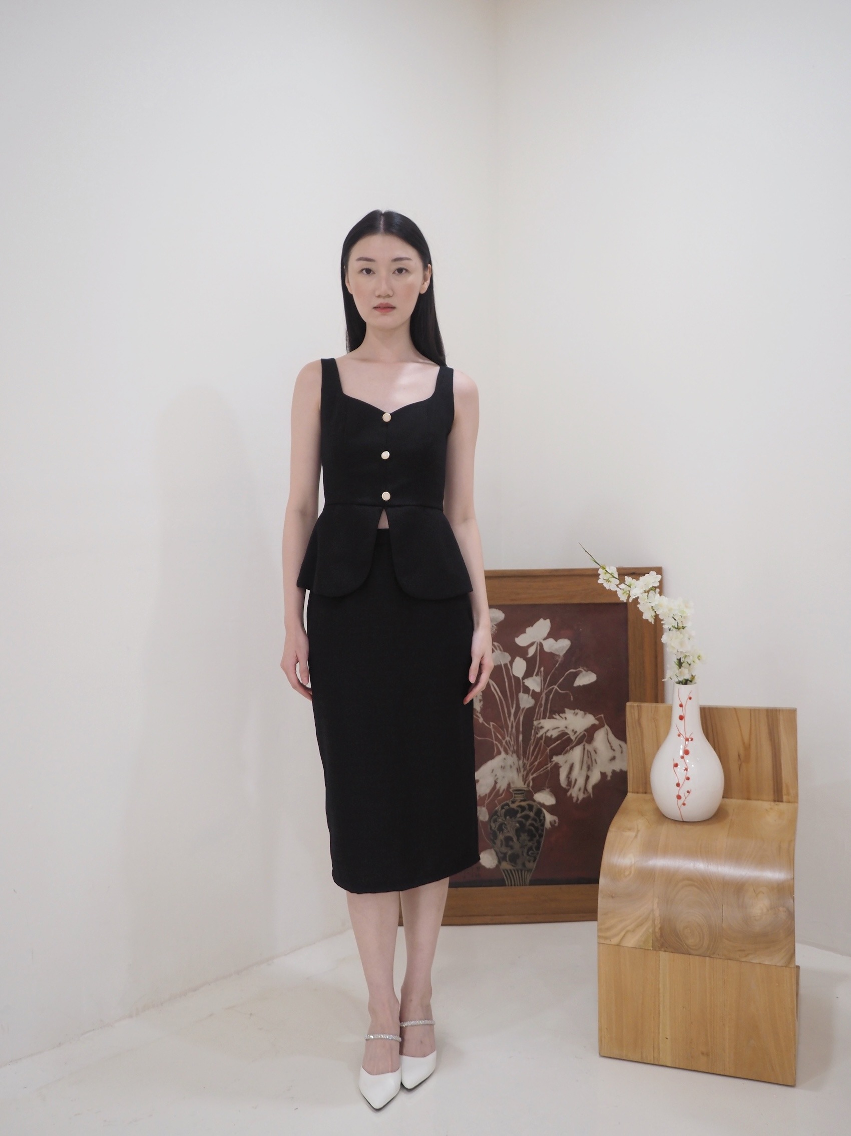 Kate Fitted Tweed In Black 