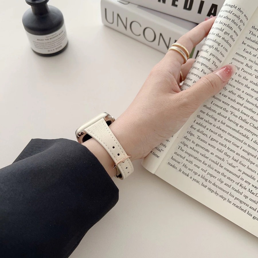 SlimAura Leather Strap for Apple Watch