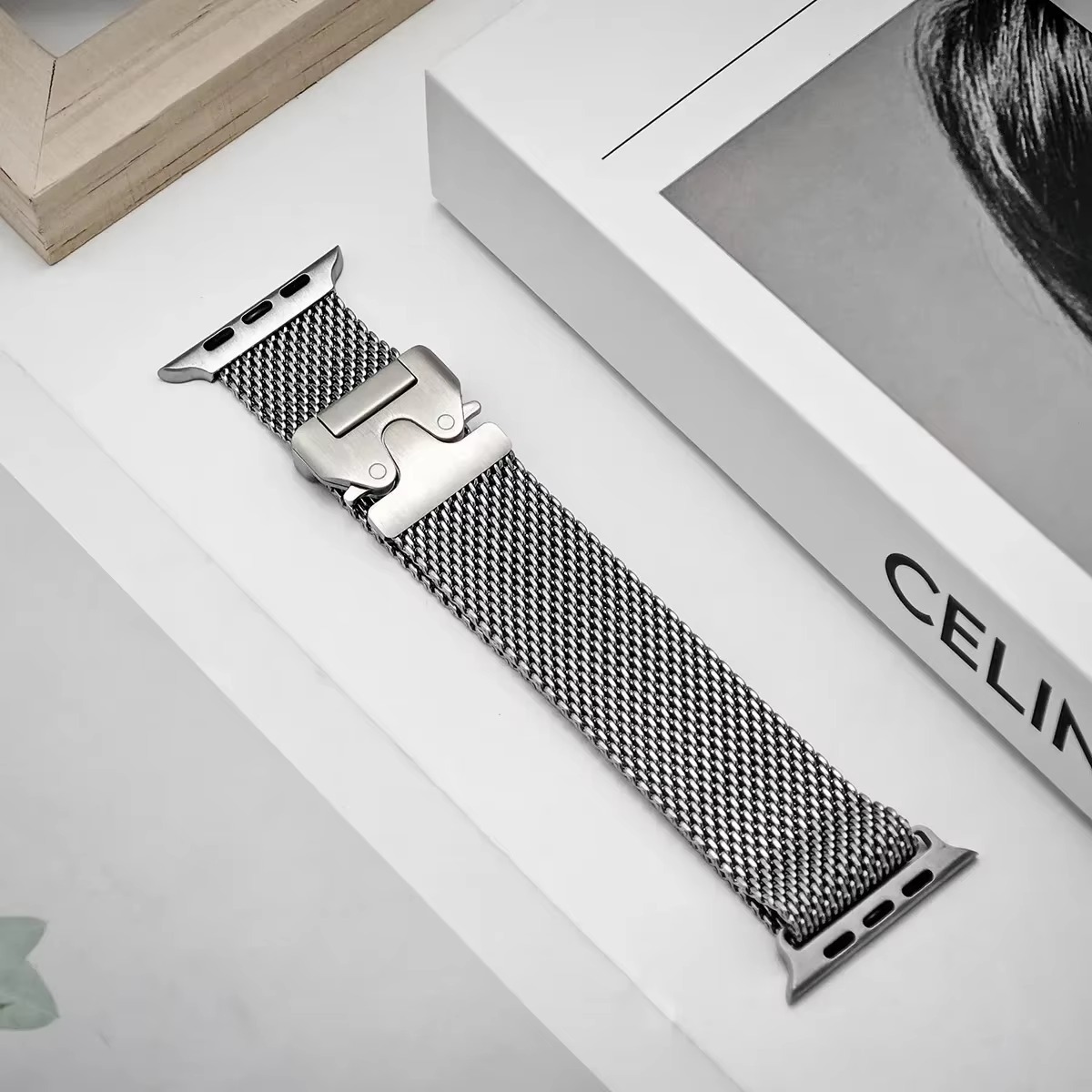SnapLock Mesh Milanese Stainless Steel Strap for Apple Watch