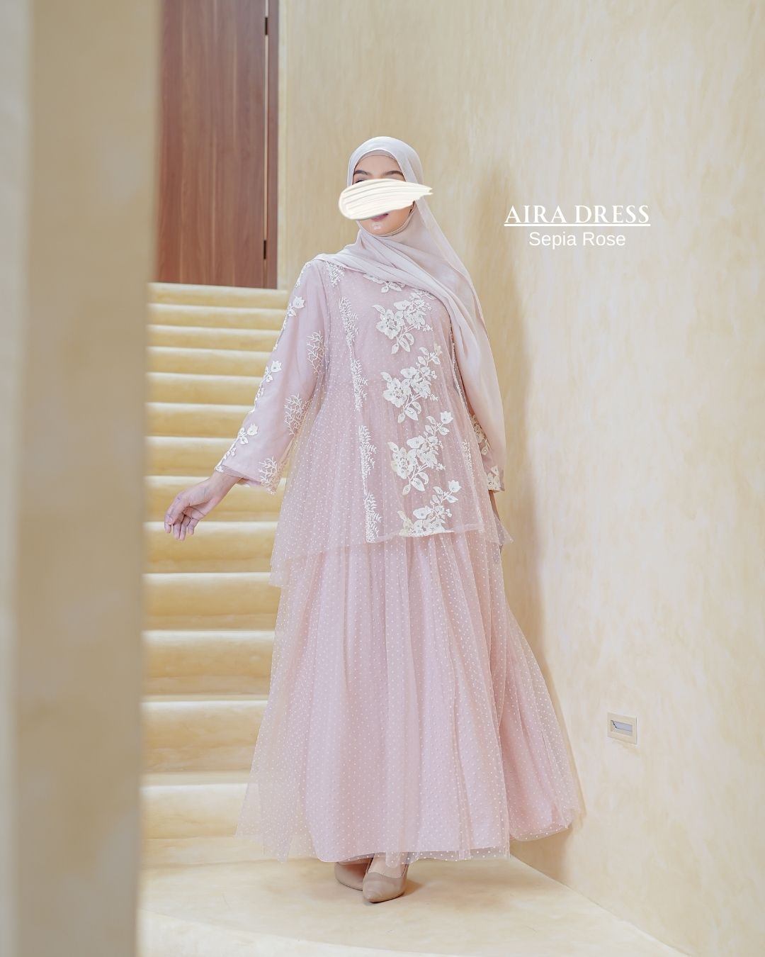 Aira Dress
